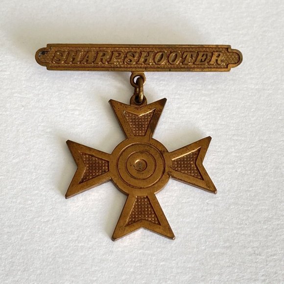 WWI US Army Marines National Guard Sharpshooter Badge Medal Clamshell Catch - Picture 2 of 7